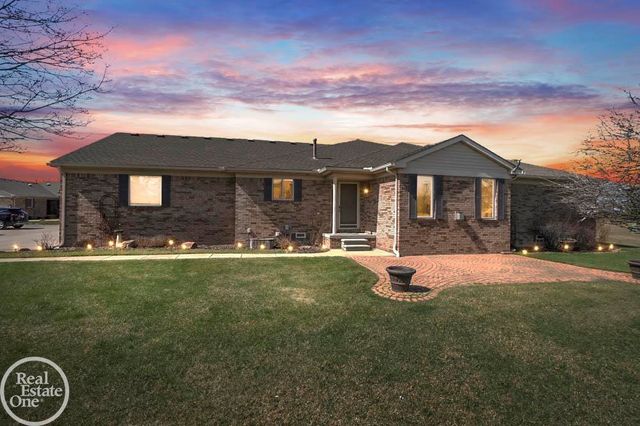 30601 Victoria Court, Chesterfield Twp, MI 48051