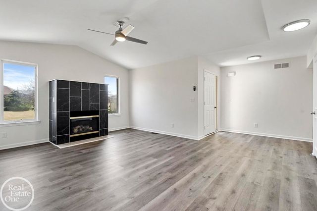 30601 Victoria Court, Chesterfield Twp, MI 48051