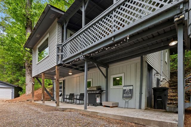 4187 W Old Murphy Road, Franklin, NC 28734