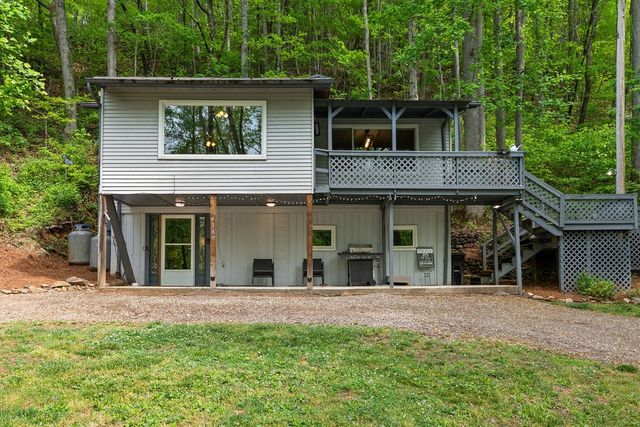 4187 W Old Murphy Road, Franklin, NC 28734