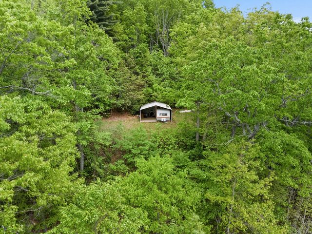 4187 W Old Murphy Road, Franklin, NC 28734