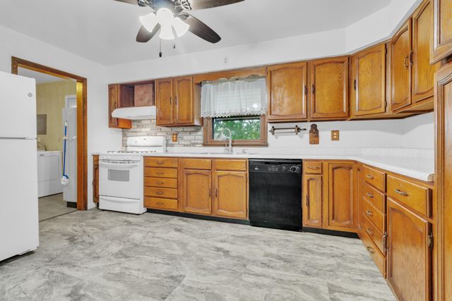 10404 Noble Street, Crown Point, IN 46307