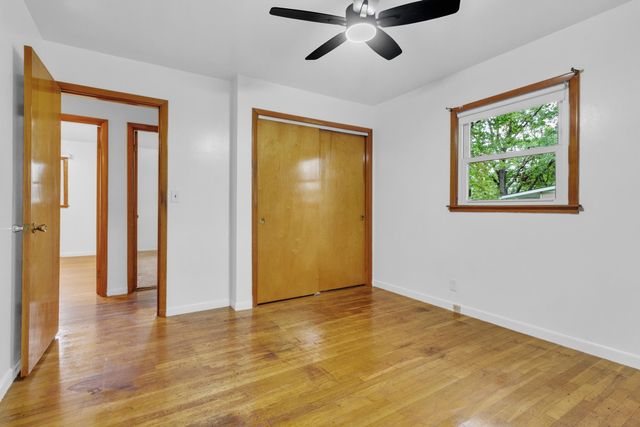 10404 Noble Street, Crown Point, IN 46307