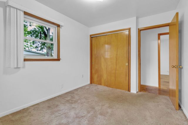10404 Noble Street, Crown Point, IN 46307