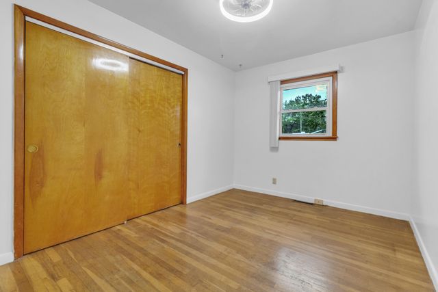 10404 Noble Street, Crown Point, IN 46307