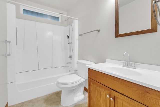 10404 Noble Street, Crown Point, IN 46307