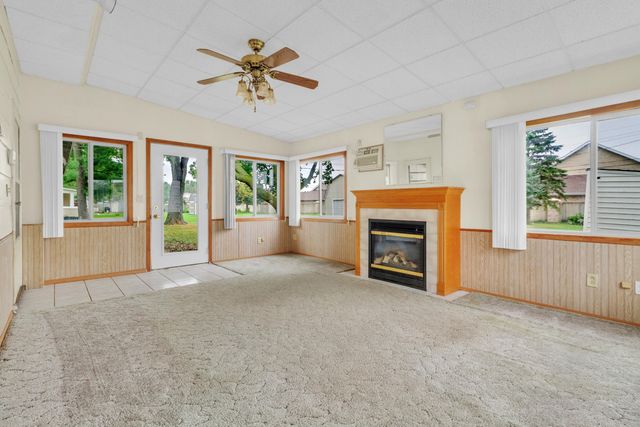 10404 Noble Street, Crown Point, IN 46307