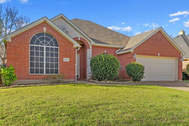 519 Delores Drive, Grand Prairie, TX 75052