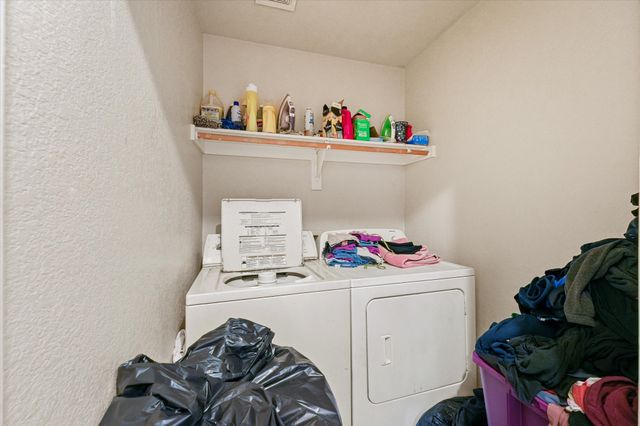 519 Delores Drive, Grand Prairie, TX 75052