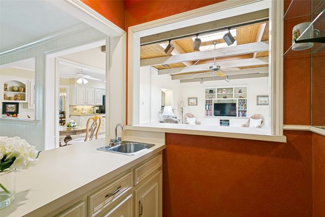 2731 Wagonwheel Drive, Carrollton, TX 75006