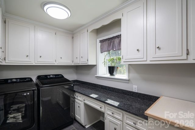 389 Caprice Circle, Lincolnton, NC 28092