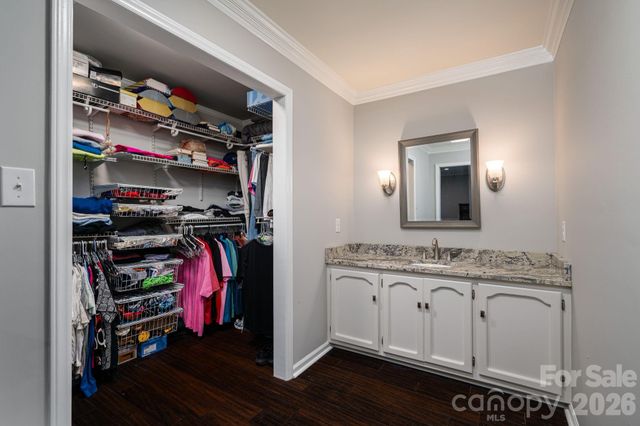 389 Caprice Circle, Lincolnton, NC 28092