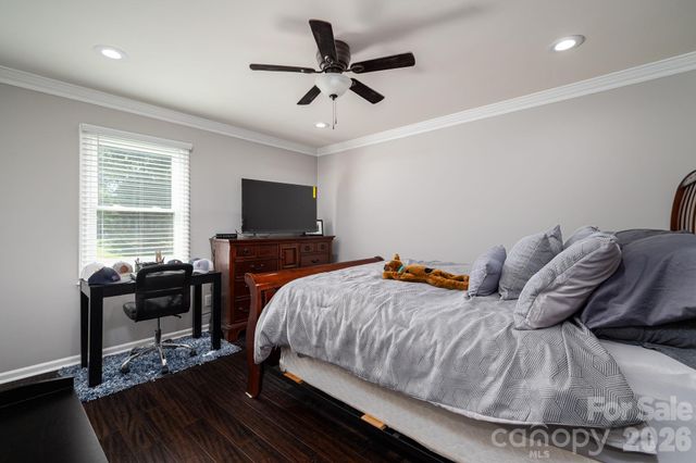 389 Caprice Circle, Lincolnton, NC 28092