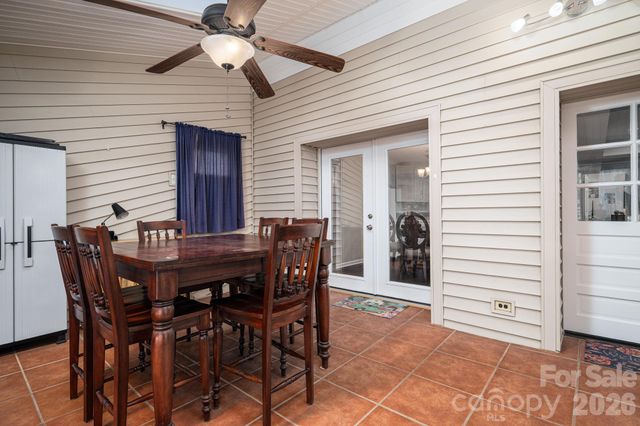 389 Caprice Circle, Lincolnton, NC 28092