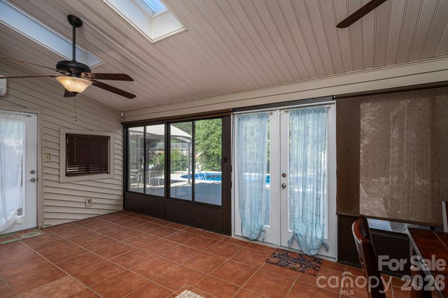 389 Caprice Circle, Lincolnton, NC 28092