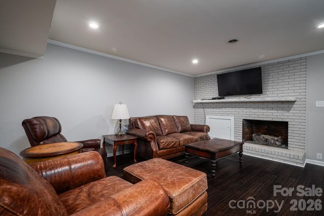 389 Caprice Circle, Lincolnton, NC 28092