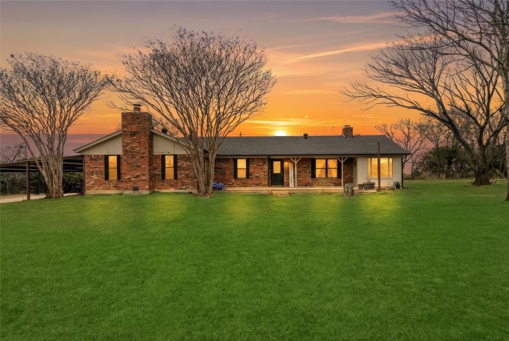 4525 N Highway 171, Cleburne, TX 76033