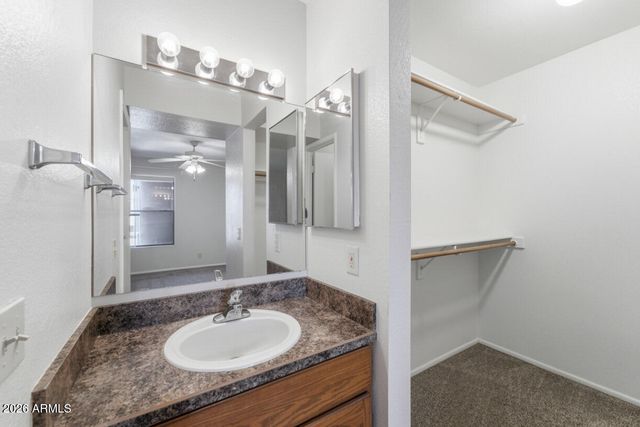 16657 E GUNSIGHT Drive 251, Fountain Hills, AZ 85268