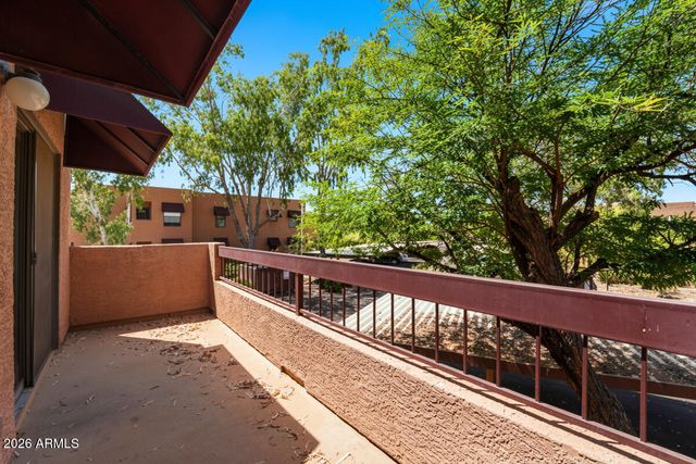16657 E GUNSIGHT Drive 251, Fountain Hills, AZ 85268