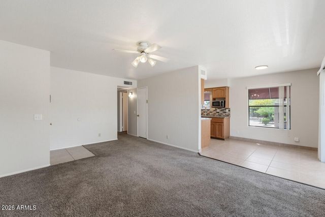 16657 E GUNSIGHT Drive 251, Fountain Hills, AZ 85268