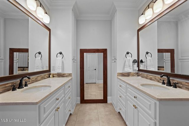 107 Grandwood Drive, Canton, MS 39046