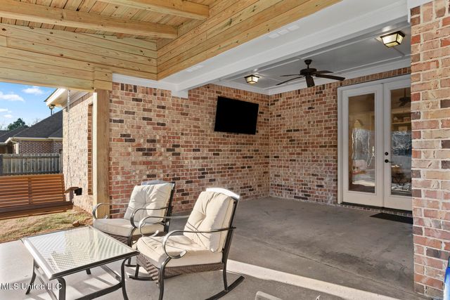 107 Grandwood Drive, Canton, MS 39046