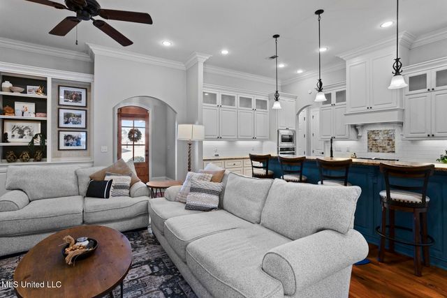 107 Grandwood Drive, Canton, MS 39046