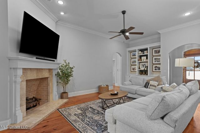 107 Grandwood Drive, Canton, MS 39046