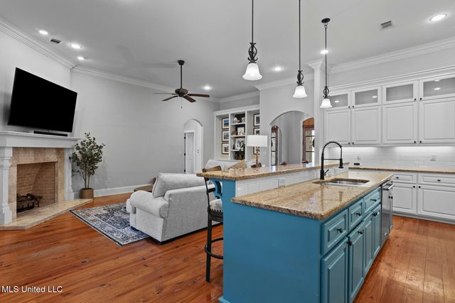 107 Grandwood Drive, Canton, MS 39046