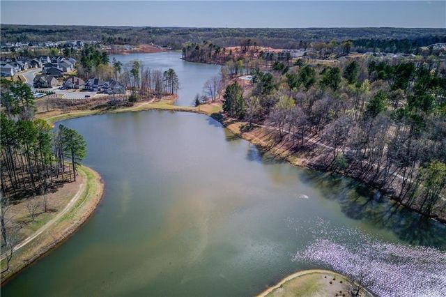 141 Gaston Court, Hoschton, GA 30548