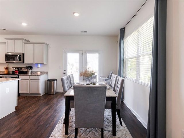 141 Gaston Court, Hoschton, GA 30548