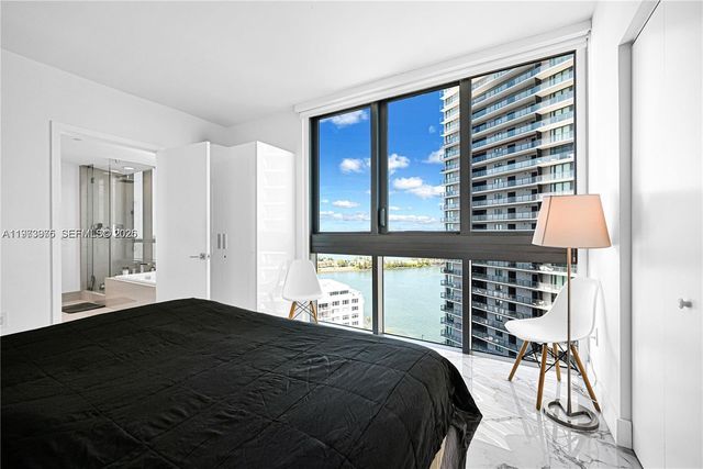 650 NE 32nd St 2007, Miami, FL 33137