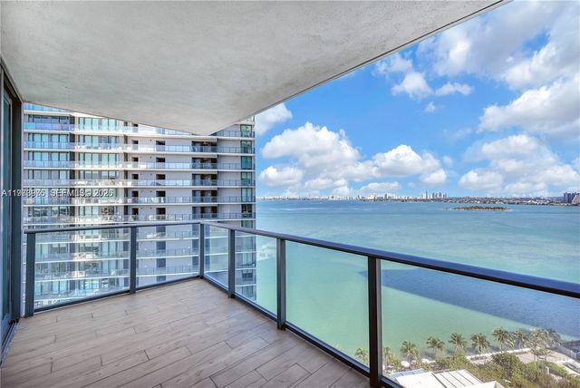 650 NE 32nd St 2007, Miami, FL 33137