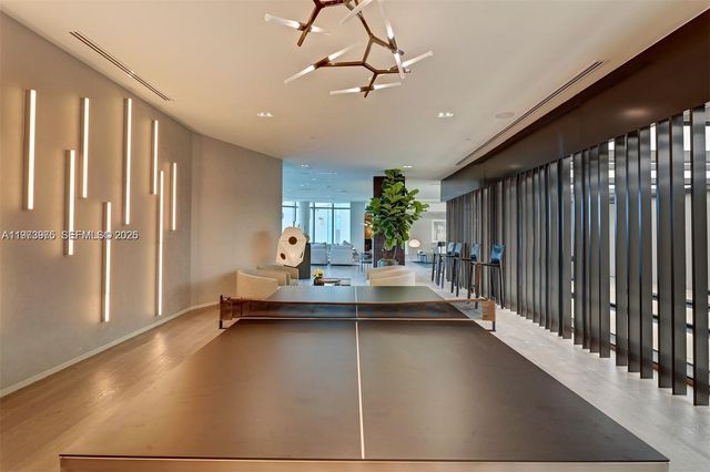 650 NE 32nd St 2007, Miami, FL 33137