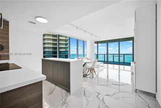 650 NE 32nd St 2007, Miami, FL 33137