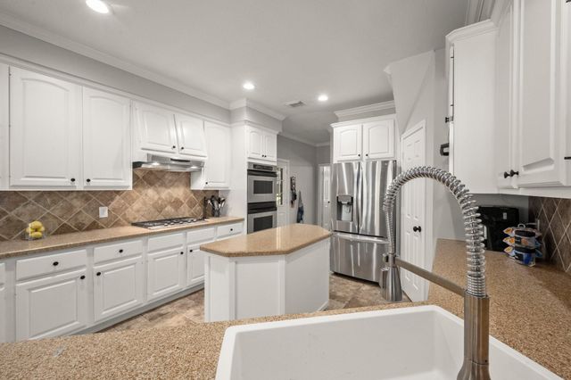 4218 Leaflock Lane, Katy, TX 77450
