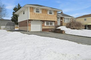 23 Shirley Court, Commack, NY 11725