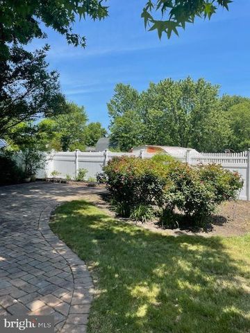 20 MERION RD, Marlton, NJ 08053