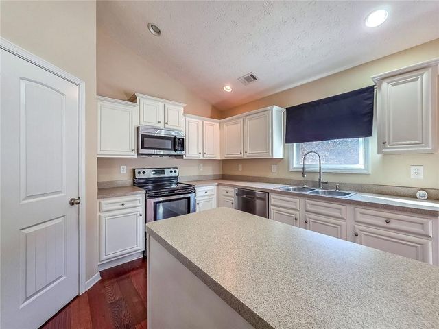 123 Willow Springs Drive, Dallas, GA 30132