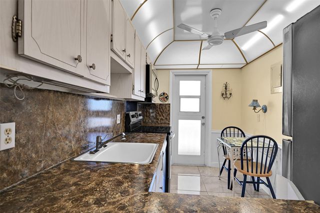 2350 NE 14th Street Causeway 609, Pompano Beach, FL 33062