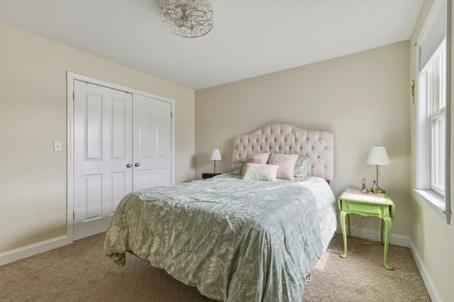 9 Oliver Rd, Weymouth, MA 02189