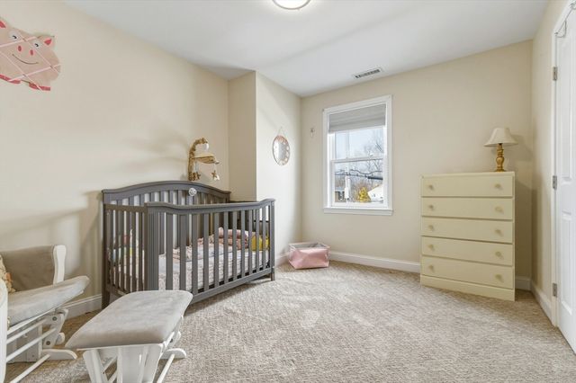 9 Oliver Rd, Weymouth, MA 02189