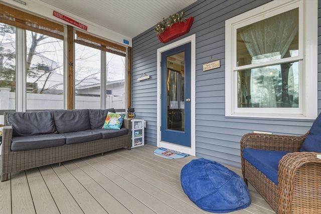 9 Oliver Rd, Weymouth, MA 02189