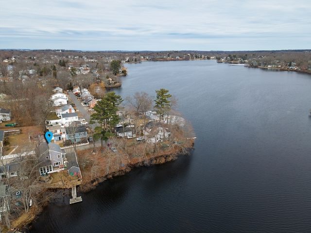 9 Oliver Rd, Weymouth, MA 02189