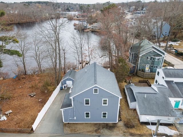 9 Oliver Rd, Weymouth, MA 02189