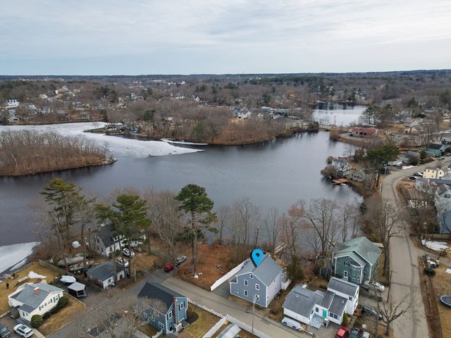 9 Oliver Rd, Weymouth, MA 02189