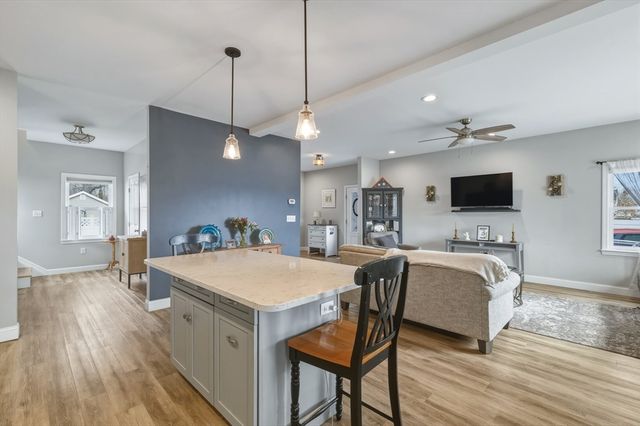 9 Oliver Rd, Weymouth, MA 02189