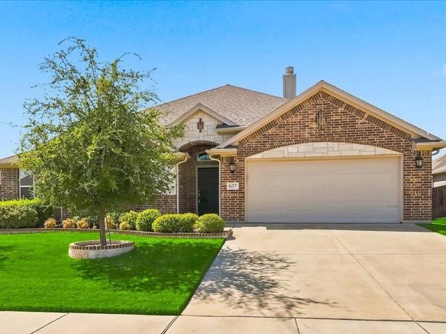 637 Piper Drive, Saginaw, TX 76179