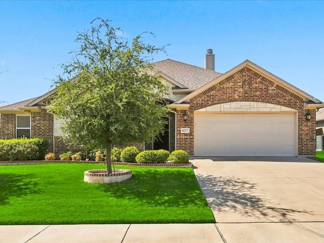 637 Piper Drive, Saginaw, TX 76179