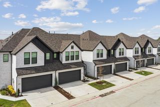 3705 Pierce Lane, Grand Prairie, TX 75052